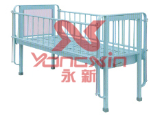 钢制喷塑儿童病床（单摇）YXZ-006