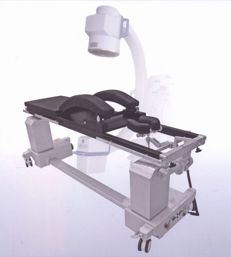 （脊柱外科专用配置）电动液压碳纤维手术床MT3080